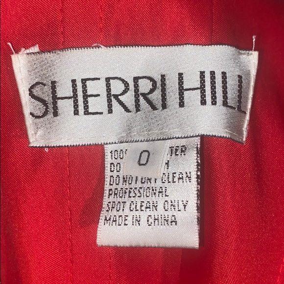 gently used Sherri Hill Prom/pageant gown - Picture 4 of 4